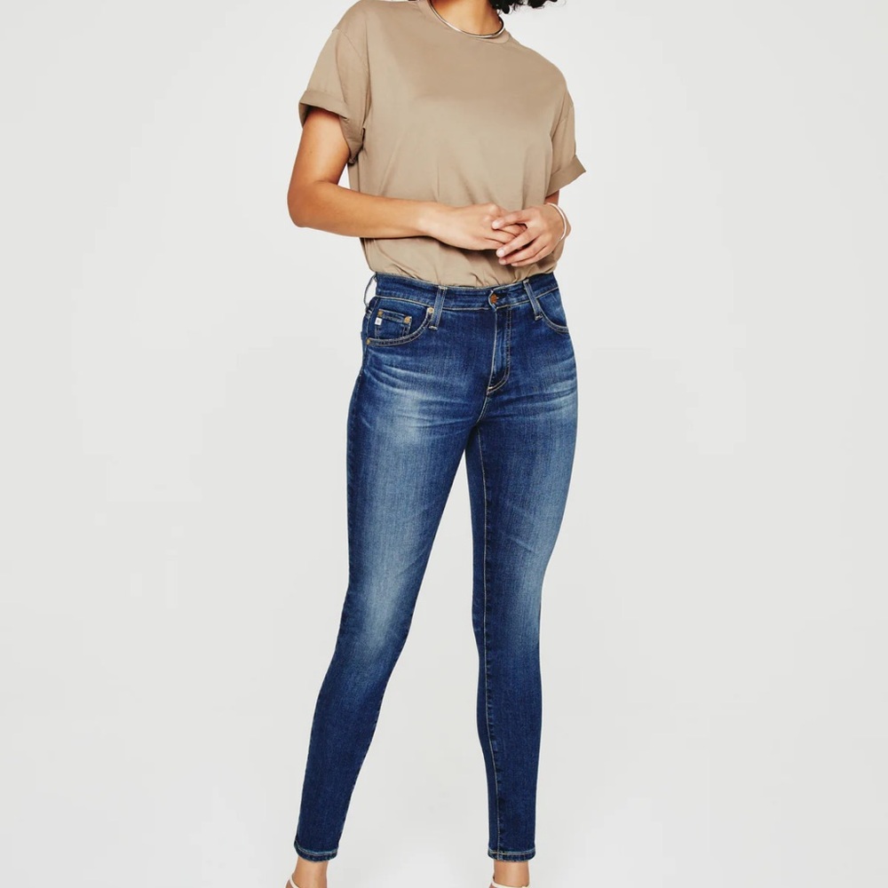 New AG Farrah Skinny Jeans size 27